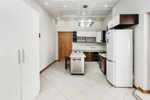 5 xonali kvartira, 200 m2, Mirzo Ulug'bek 3 5 xonali kvartira, 200 m2, Mirzo Ulug'bek 3