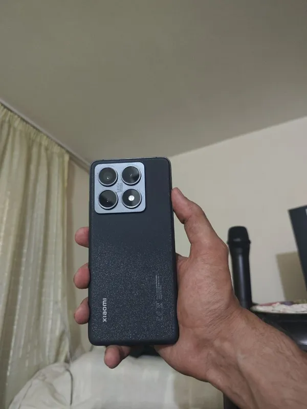 Xiaomi 14T Pro sotiladi xolati ideal 10/10 xotira 12/256 talik