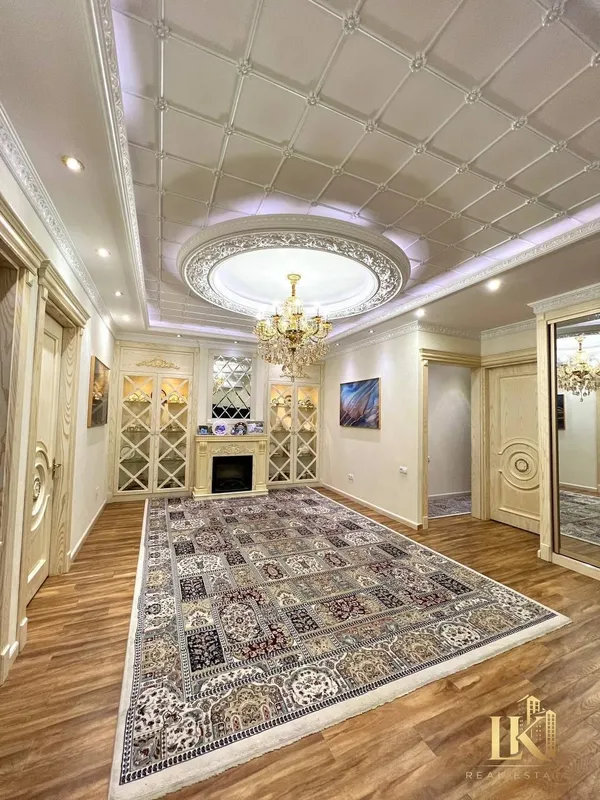 Продаётся просторная 4-комнатная квартира в кирпичной новостройке с ремонтом, мебелью и техникой 3