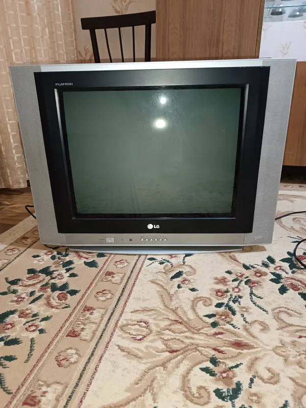 Продается телевизор LG!