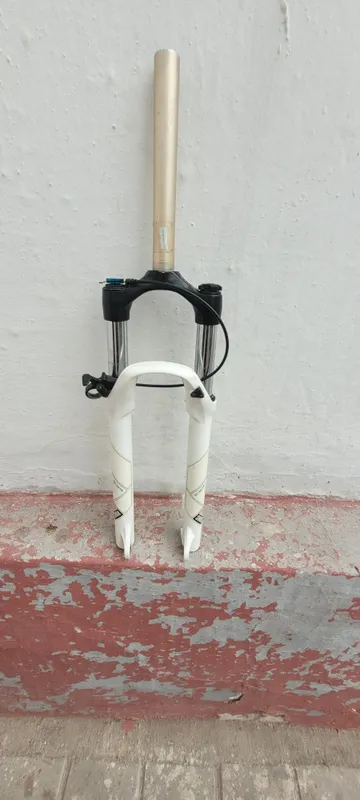 Вилка Rock shox XC 30 TK