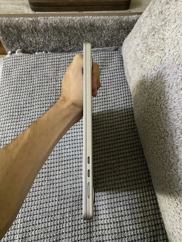 Macbook air m2 15 16/256 4