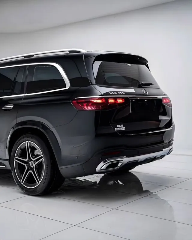 Новый Mercedes-Benz GLS 450 — фото 5