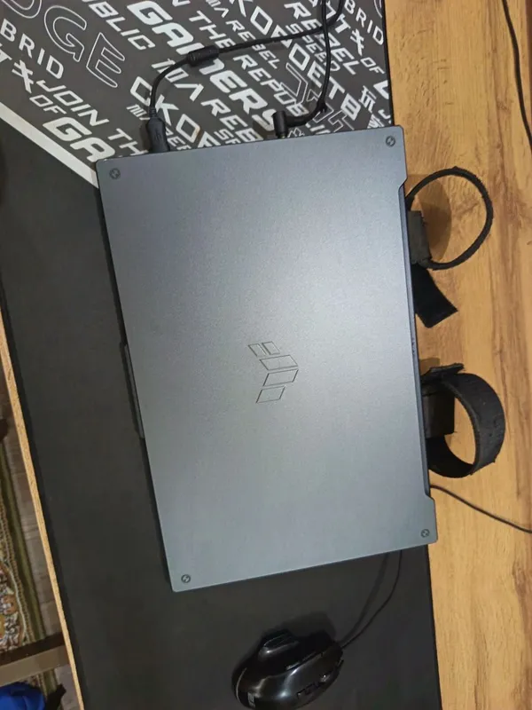 Asus tuf gaming A17 5 Asus tuf gaming A17 5