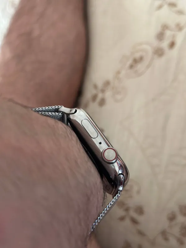 Apple Watch Series 7 45mm Sapphire 4 Apple Watch Series 7 45mm Sapphire 4