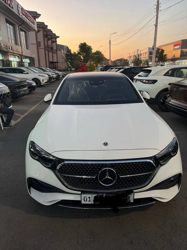 Mercedes-Bens E 300 naxt- nasiya savdo 20 % nomizga o’tkazib beriladi 1