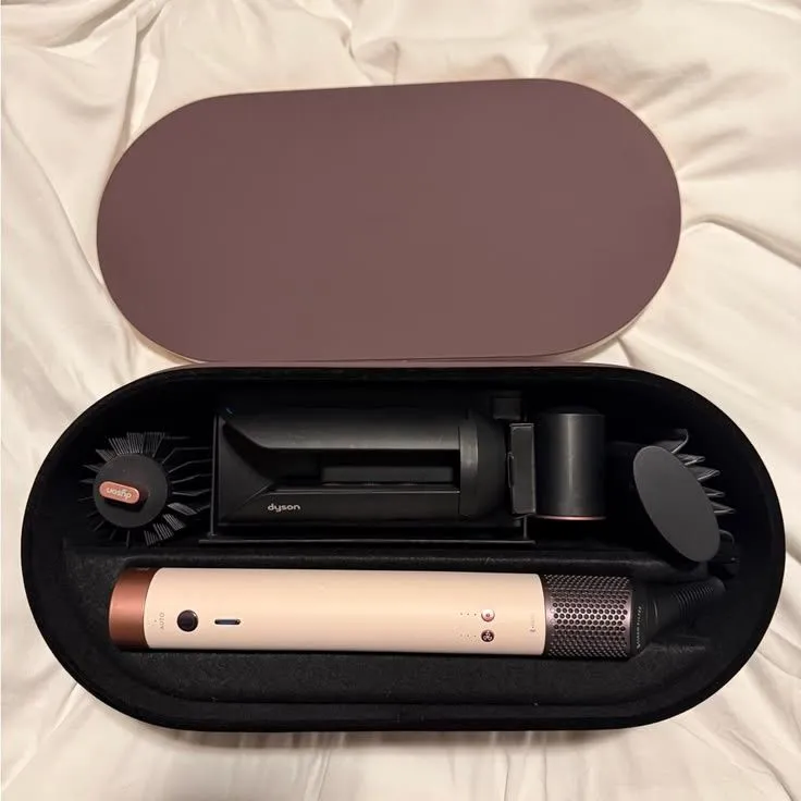 Dyson Airwrap Coanda 2x Sakura — салонная укладка у вас дома — фото 3