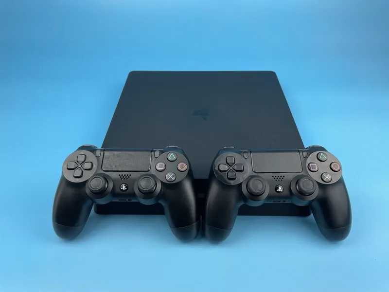 Playstation 4 slim — фото 2
