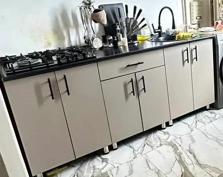 Продаётся кухонная мебель Продаётся кухонная мебель