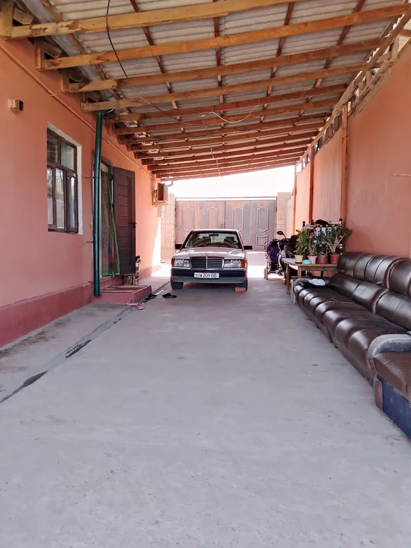 hovli uy 9