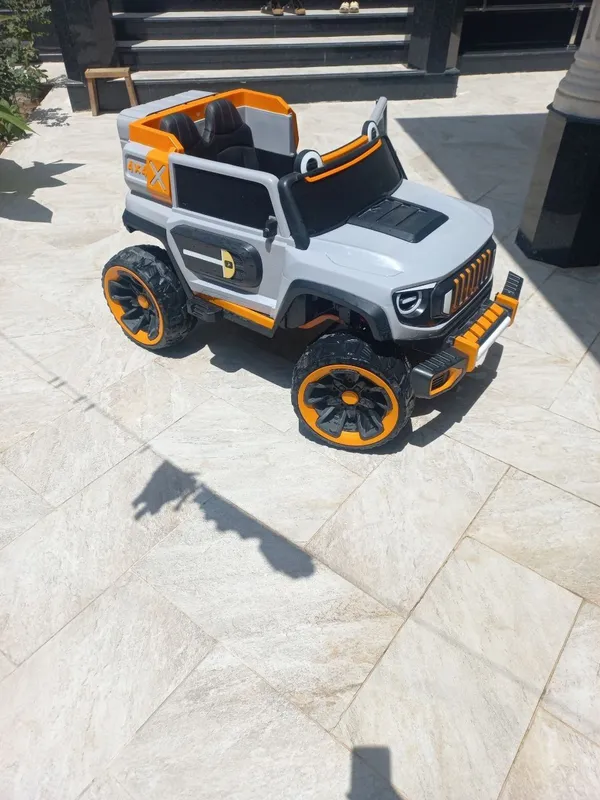 Детский электромобиль 4x4 двухместный, почти новый — фото 3