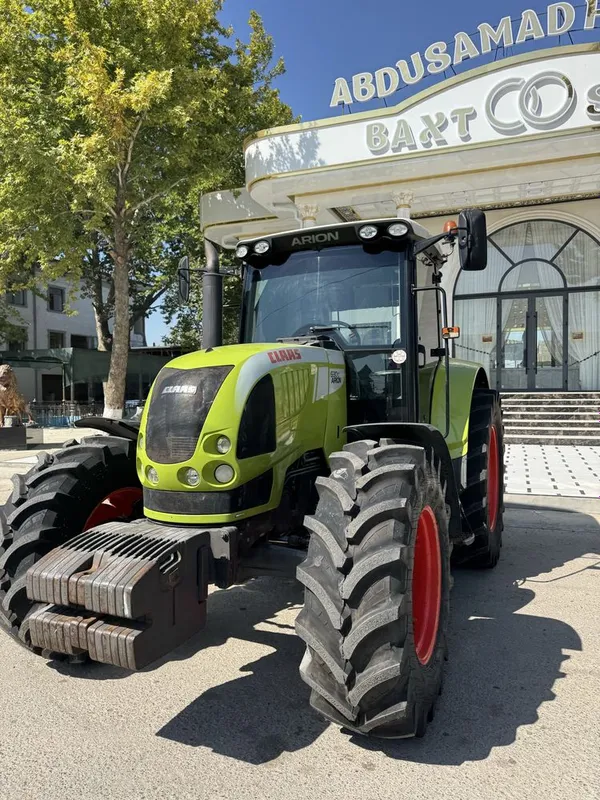 Arion 630 traktor class belarus mtz newholland 4 Arion 630 traktor class belarus mtz newholland 4
