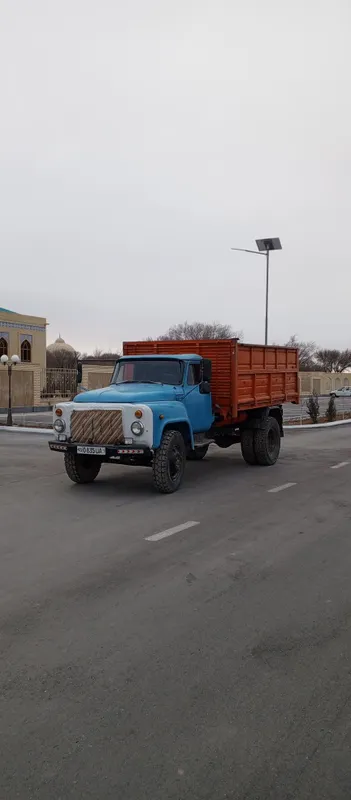 Gaz 53 satiladii