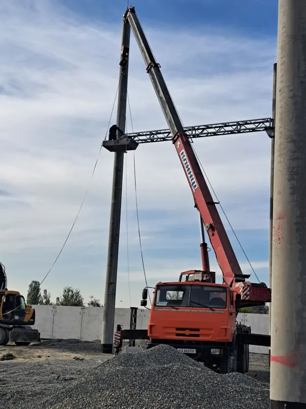 Авто кран хизмати 25 тон