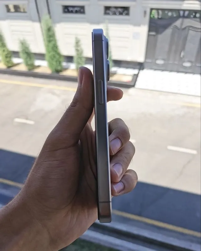Iphone 15 pro (256gb) 3
