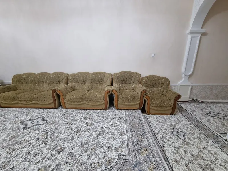 2 та кичик мягкий кресло, 2 та катта мягкий кресло,2 та зал учун мебел 3