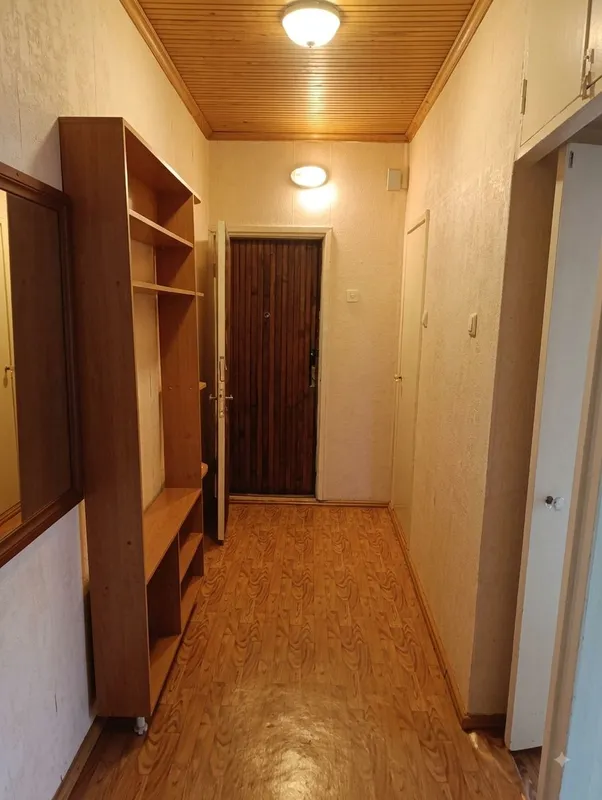 продаю 1/3/5, 38м2. болкон 2×3. Ттз. Ахмад Югнаки 4 продаю 1/3/5, 38м2. болкон 2×3. Ттз. Ахмад Югнаки 4
