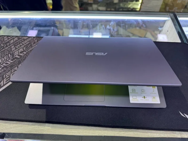 ASUS X515 / Core i7-1165G7 / 8GB / 512GB SSD / IPS / Ideal holat — фото 1