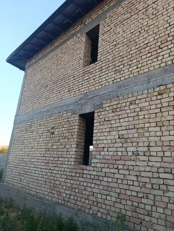 Жиззах шаҳрида 2 қаватли мустаҳкам ҳовли уй сотилади! 4 Жиззах шаҳрида 2 қаватли мустаҳкам ҳовли уй сотилади! 4