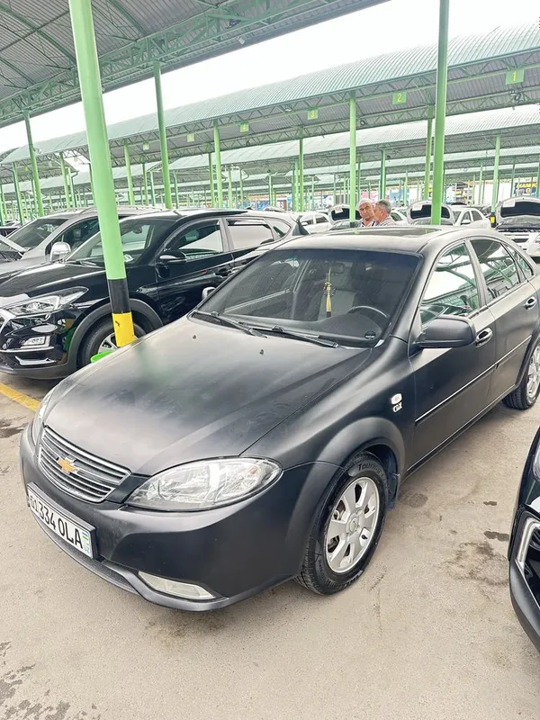 Chevrolet Gentra sotiladi. Matovi rang GBO BOR. 184.000 yrgan. Holati