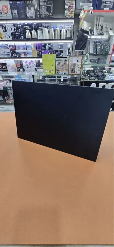 Asus Zenbook 14 1