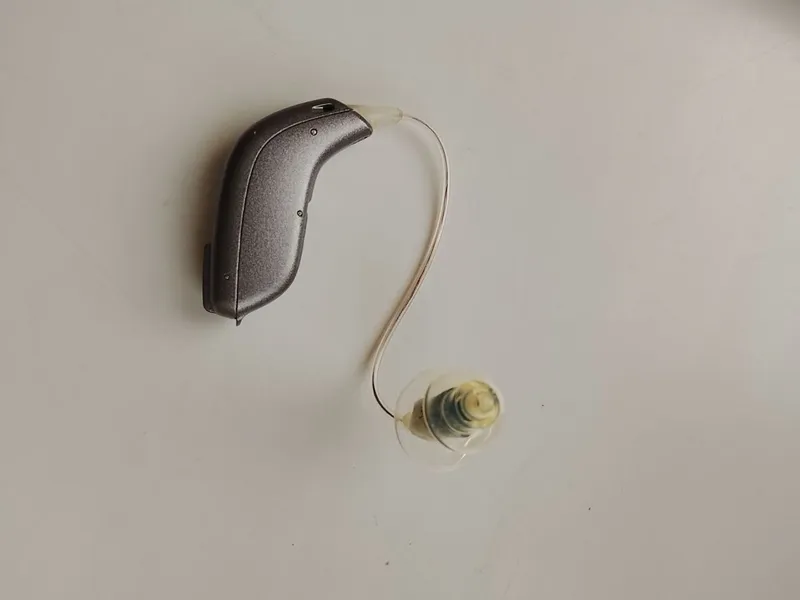 Bez shumniy quloqchin ..eshitish qurulmasi ..ATICON 4