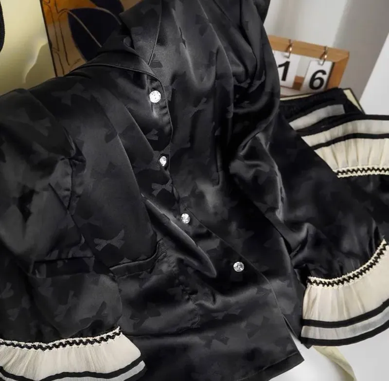 Ayollar pijamasi 4