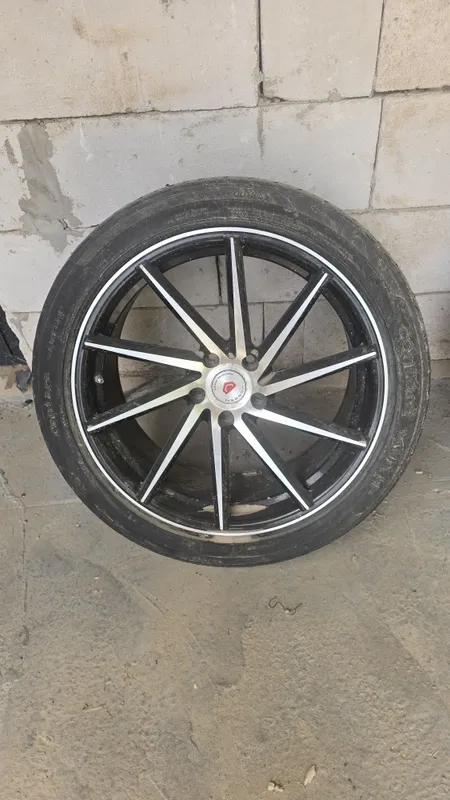 Diskalar sotiladi R19