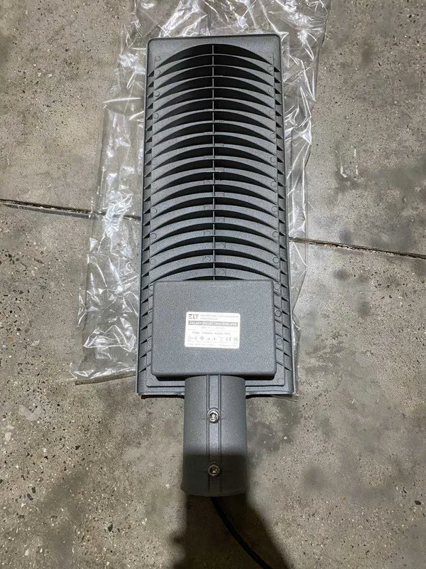 Светильник светодиодный консольный Galaxy ДКУ 102-50W, 6500К IP65 ELT — фото 2