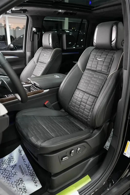 Cadillac Escalade platinum sport long 6 Cadillac Escalade platinum sport long 6