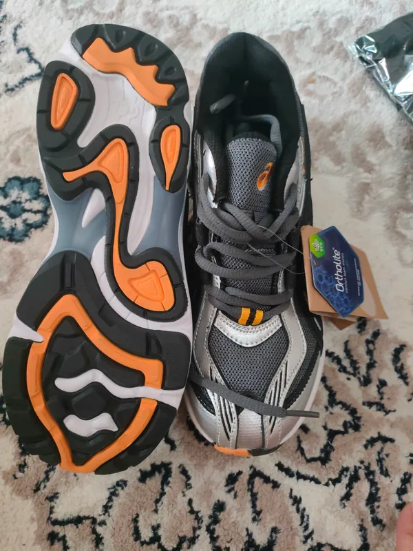 ASICS 3 ASICS 3
