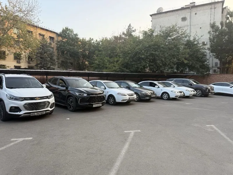 Suxaya arenda gentra nexia 3 tracker 2 5