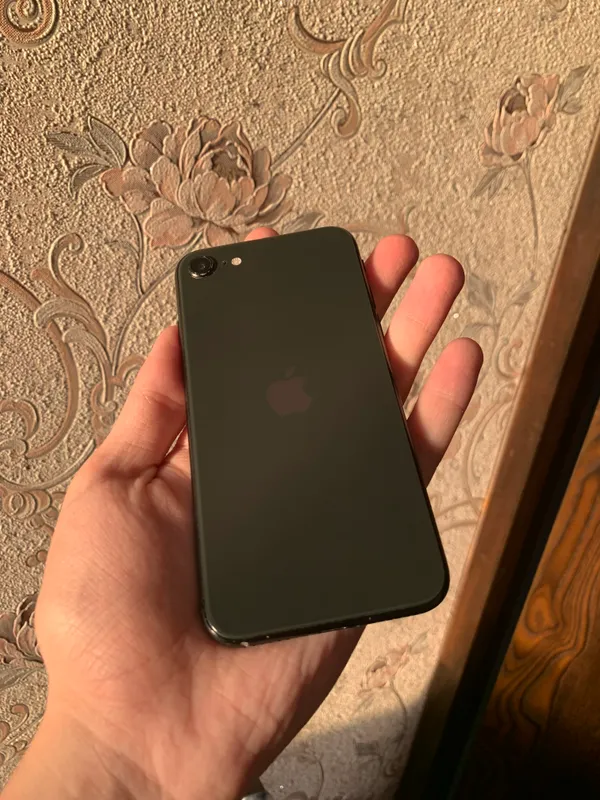 iPhone SE 2020. Gen 2 1 iPhone SE 2020. Gen 2 1