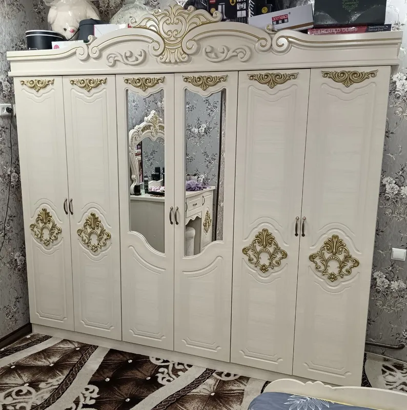 Спальный гарнитур 1