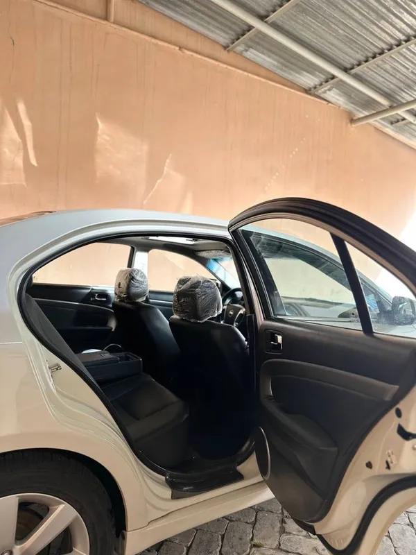 Chevrolet Epica full 5 Chevrolet Epica full 5