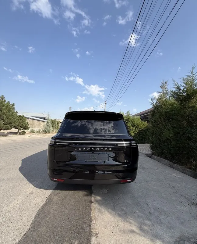 Забронированный LEPMOTOR C16 2 Забронированный LEPMOTOR C16 2