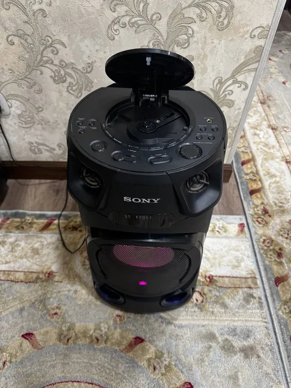 Музыкалный центр SONY MHC - V13 6 Музыкалный центр SONY MHC - V13 6