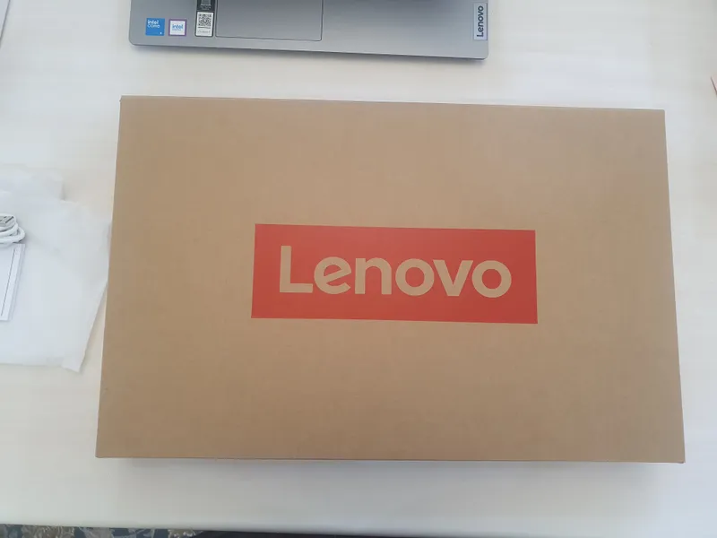 Lenovo IdeaPad Slim 3