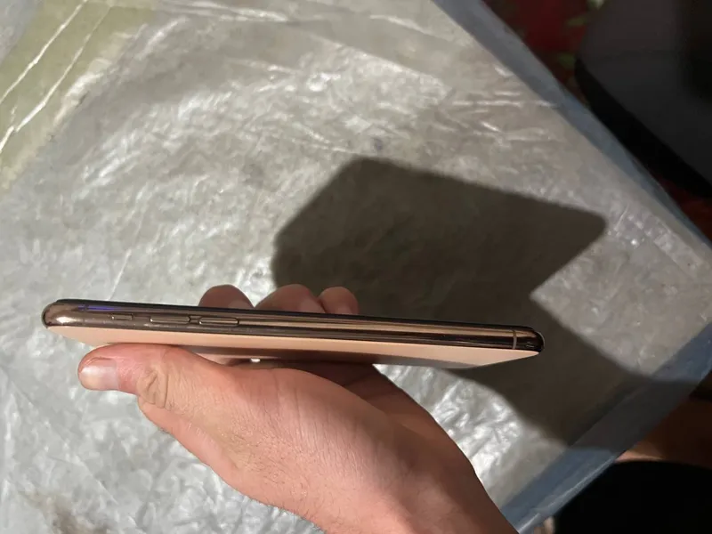 Продаётся: iPhone 11 Pro Max 64 GB (в золотом цвете) 4 Продаётся: iPhone 11 Pro Max 64 GB (в золотом цвете) 4