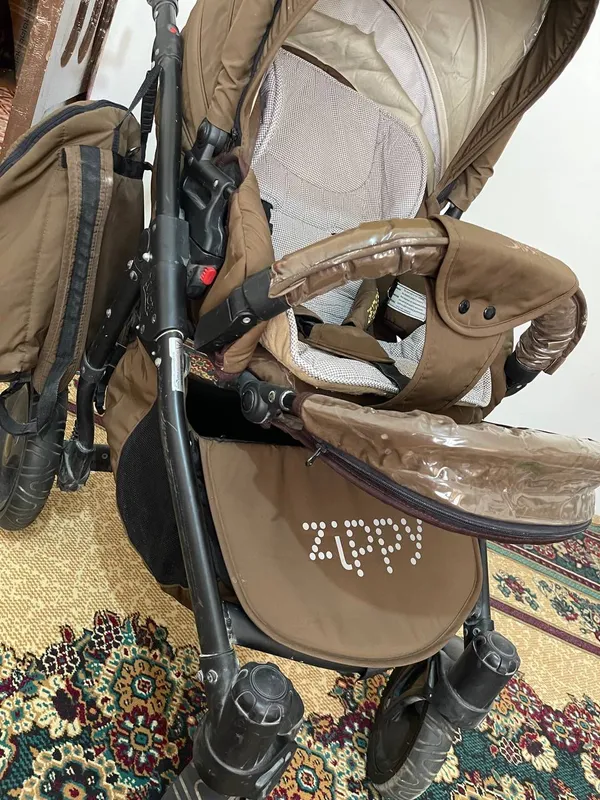 продается Коляска zippy трансформер — фото 2