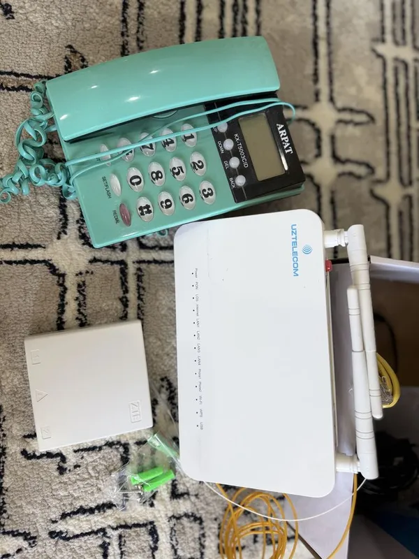 Damashni. telefon aparat bilan router sotiladi ishlaydi aybi yoq