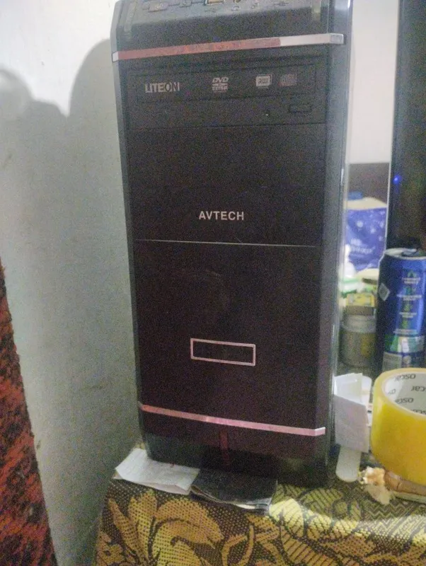Продам 2 кейса рабочее