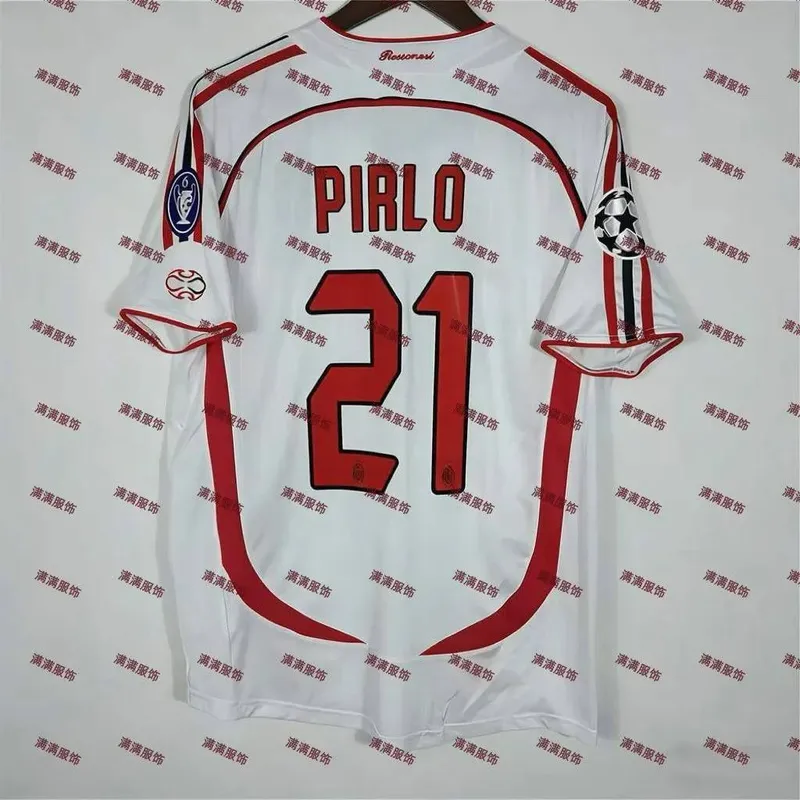 Milan retro forma 1 Milan retro forma 1