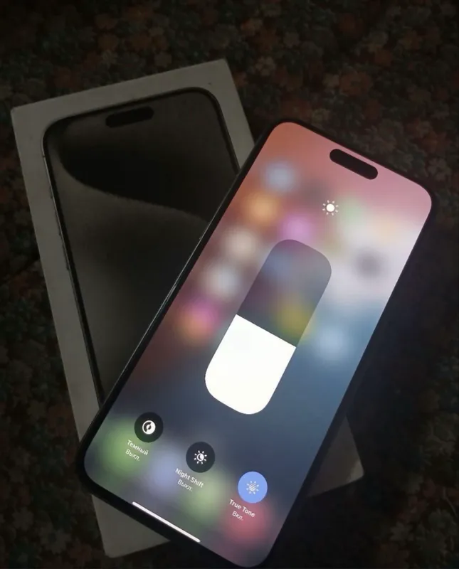 iphone 15pro max esim — фото 1