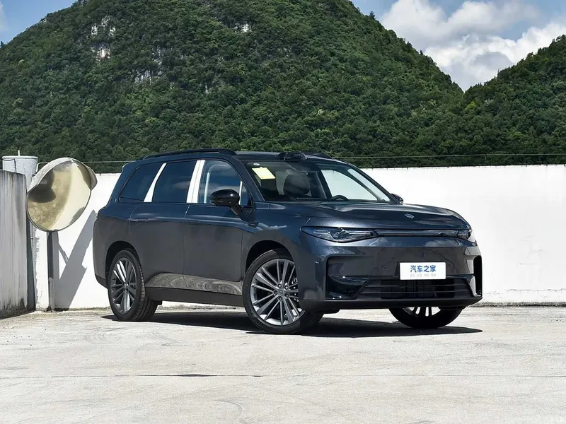 Leapmotor C16 premium dop 200km 0 probeg 2026yil 1 Leapmotor C16 premium dop 200km 0 probeg 2026yil 1