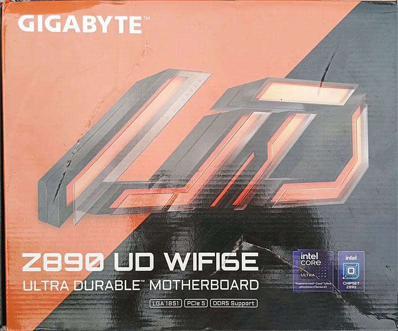 GİGABYTE™ Z890 UD Wİ-Fİ 6E GİGABYTE™ Z890 UD Wİ-Fİ 6E