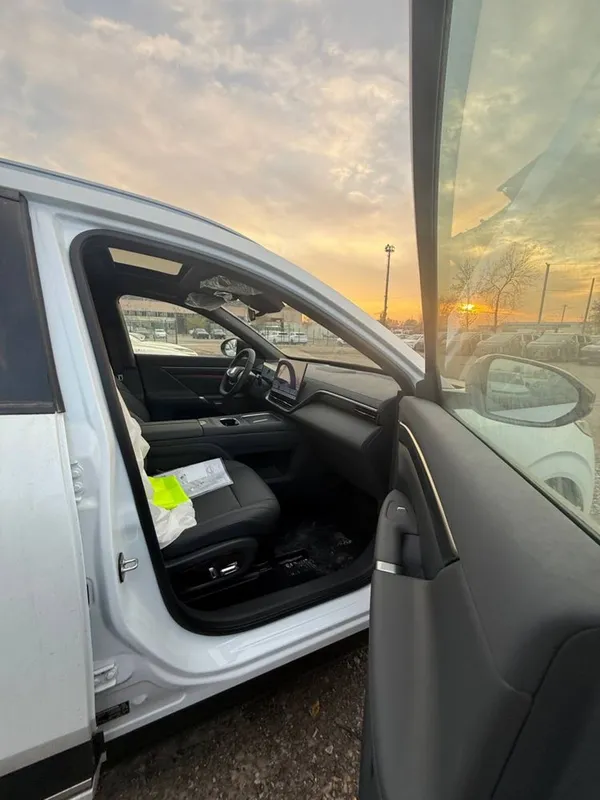 DONGFENG 008 Restayling 2025 yil — фото 2