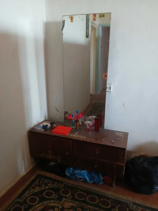 Продам трюмо, тумбочки производства СССР.