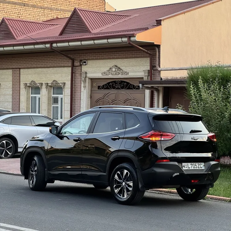 Chevrolet Tracker 2025 Premier Plus 5 Chevrolet Tracker 2025 Premier Plus 5