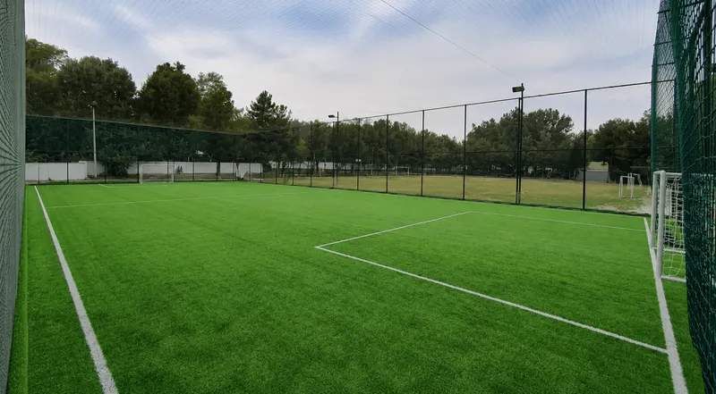 Kechqurun mini futbol maydoni Toshkent Olmazor — фото 4